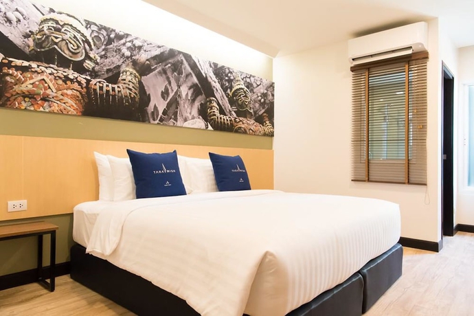 Imagen de la habitación del Hotel Tarawish. Foto 15