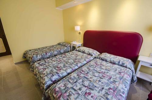 Imagen de la habitación del Hotel Tarconte. Foto 5