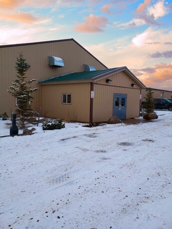 Imagen general del Hotel Target Hospitality-watford City Lodge. Foto 12