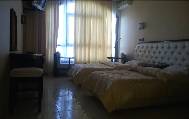 Imagen de la habitación del Hotel Tarifa Beach. Foto 5