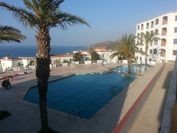 Imagen de la piscina del Hotel Tarifa Beach. Foto 17