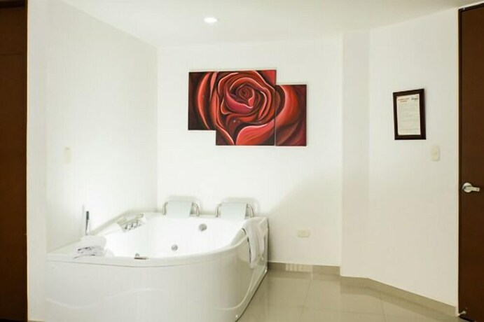 Imagen de la habitación del Hotel Tarigua Ocaña. Foto 15