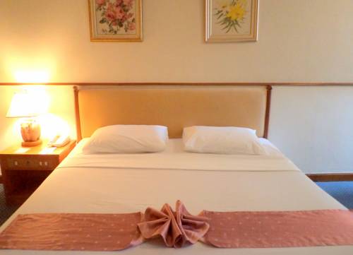 Imagen de la habitación del Hotel Tarin. Foto 8