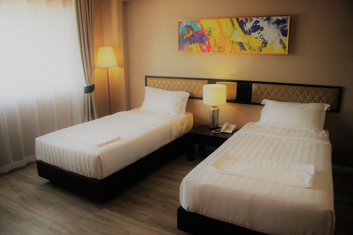 Imagen de la habitación del Hotel Taris Art Phrae. Foto 10