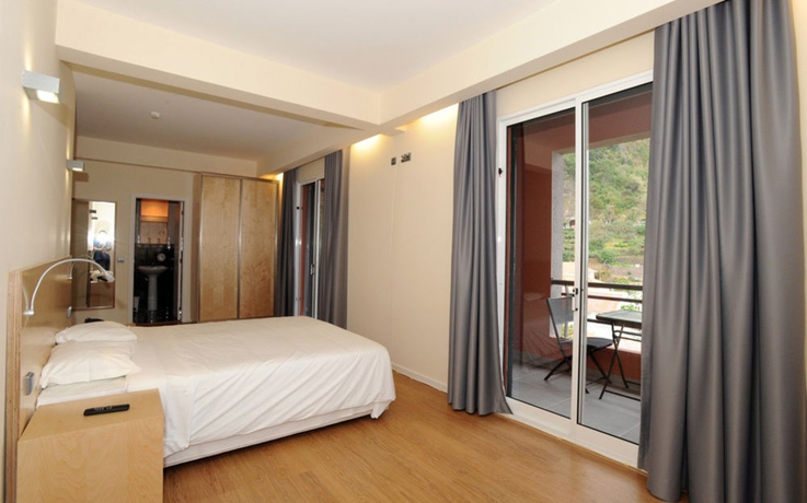 Imagen de los interiores del Hotel TarmarPlace. Foto 10