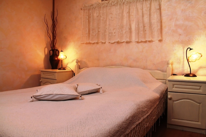 Imagen de la habitación del Hotel Tarnava. Foto 6