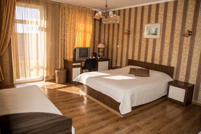 Imagen de la habitación del Hotel Tarnava. Foto 11