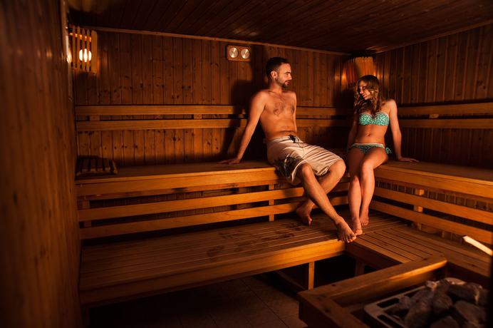 Imagen de la piscina del Hotel Tarnava, Odorheiu Secuiesc. Foto 20