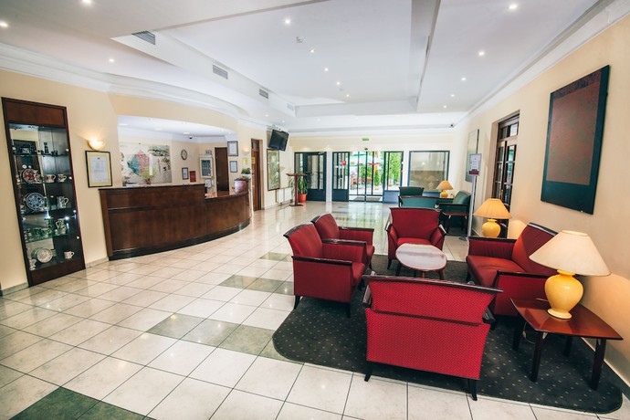 Imagen de los interiores del Hotel Tarnava, Odorheiu Secuiesc. Foto 14