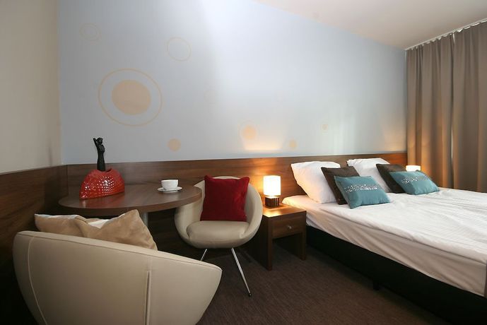 Imagen de la habitación del Hotel Tarnovia. Foto 8