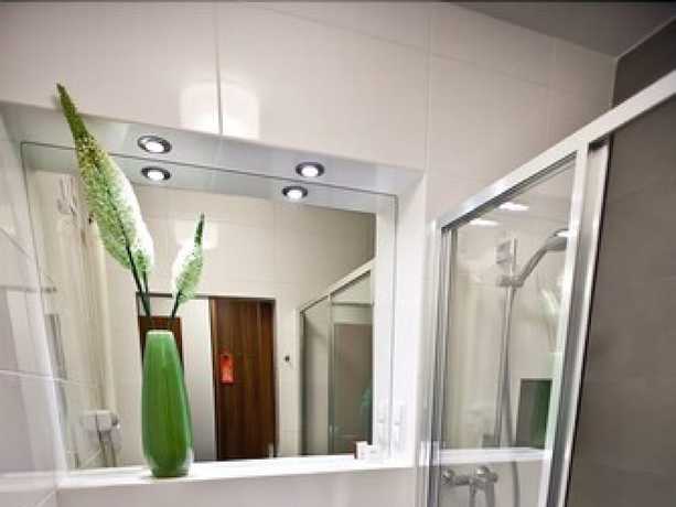 Imagen de la habitación del Hotel Tarnovia. Foto 14