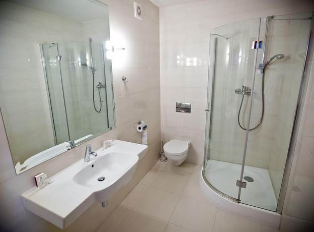 Imagen de la habitación del Hotel Tarnovia. Foto 17