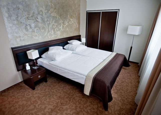 Imagen de la habitación del Hotel Tarnovia. Foto 20
