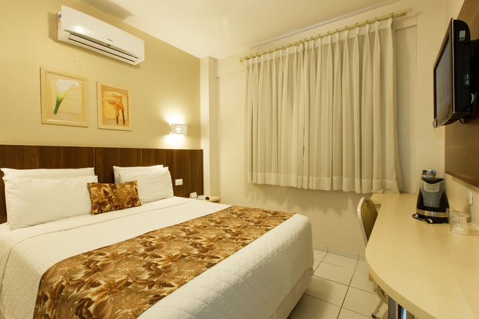 Imagen de la habitación del Hotel Tarob&aacute;. Foto 8