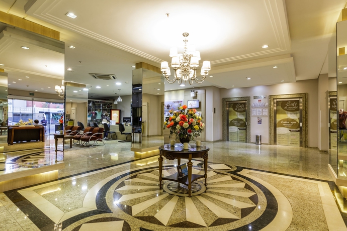 Imagen de los interiores del Hotel Tarob&aacute;. Foto 19