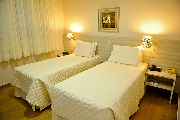 Imagen de la habitación del Hotel Tarob&aacute;. Foto 12