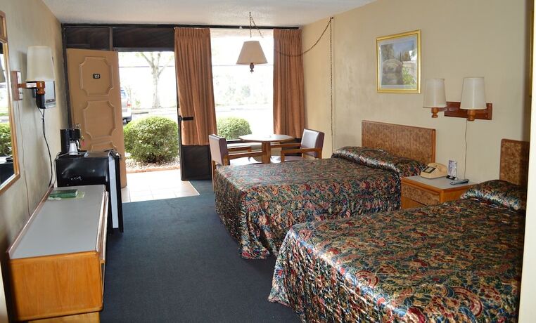 Imagen general del Hotel Tarpon Shores Inn. Foto 10