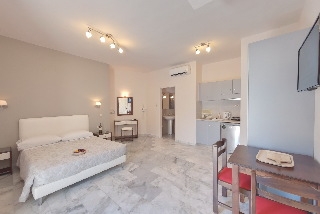 Imagen de la habitación del Hotel Tarra Apartments. Foto 3