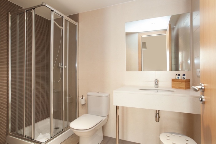 Imagen de la habitación del Hotel Tarter Mountain Suites. Foto 4