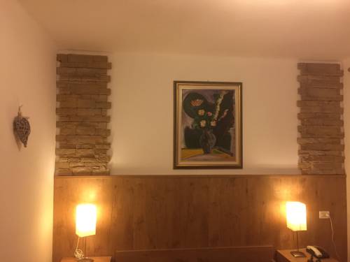 Imagen de la habitación del Hotel Tarvisio. Foto 7