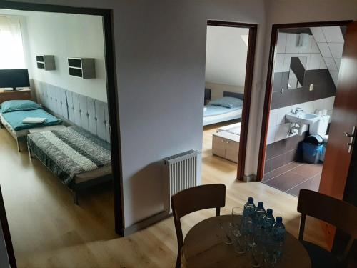 Imagen de la habitación del Hotel Tasarz Spa Ośrodek Wczasowy. Foto 15