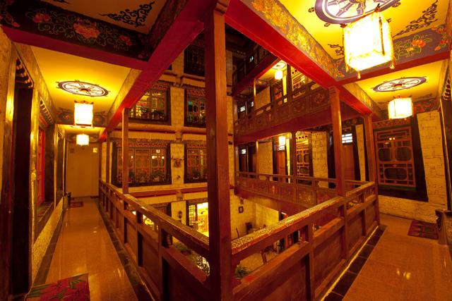 Imagen de los interiores del Hotel Tashi Choeta Hotel. Foto 10