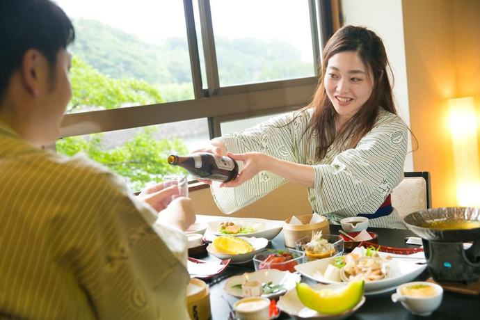 Imagen del bar/restaurante del Hotel Tashiro Bekkan. Foto 2