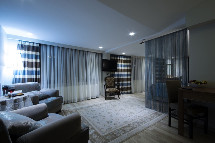 Imagen de los interiores del Hotel Tashkonak. Foto 16