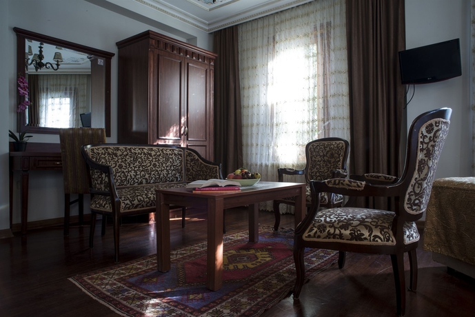 Imagen de los interiores del Hotel Tashkonak Studio Suites. Foto 13