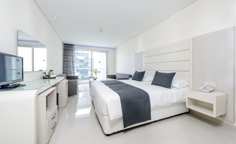 Imagen de la habitación del Hotel Tasia Maris Oasis. Foto 8