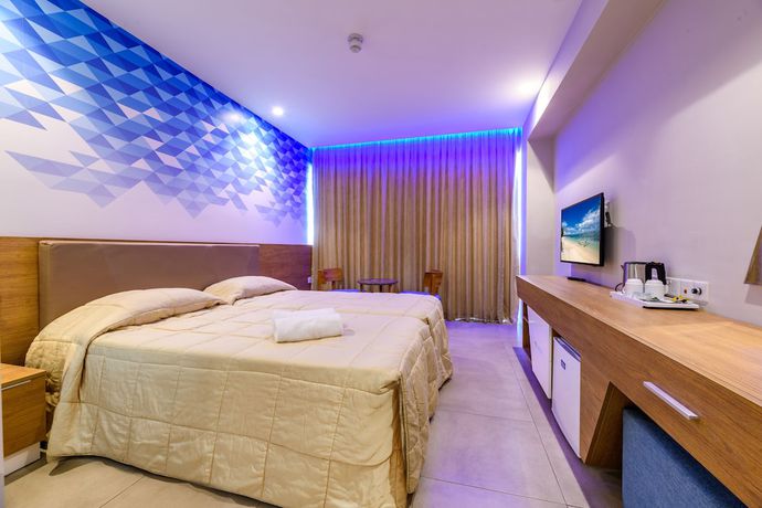 Imagen de la habitación del Hotel Tasia Maris Seasons - Adults Only. Foto 5