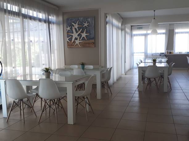 Imagen del bar/restaurante del Hotel Tasiana Apartments Complex. Foto 3
