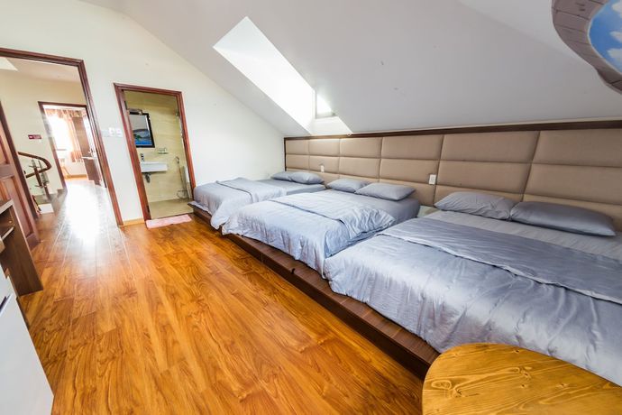 Imagen de la habitación del Hotel Tasme. Foto 6