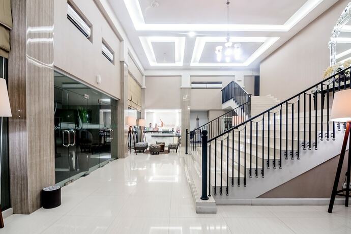 Imagen general del Hotel Tasneem Convention Yogyakarta. Foto 1