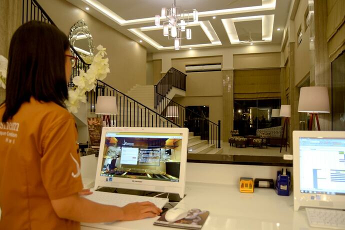 Imagen general del Hotel Tasneem Convention Yogyakarta. Foto 4