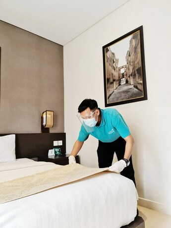 Imagen de la habitación del Hotel Tasneem Convention Yogyakarta. Foto 18