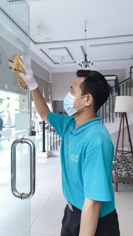 Imagen de los interiores del Hotel Tasneem Convention Yogyakarta. Foto 27