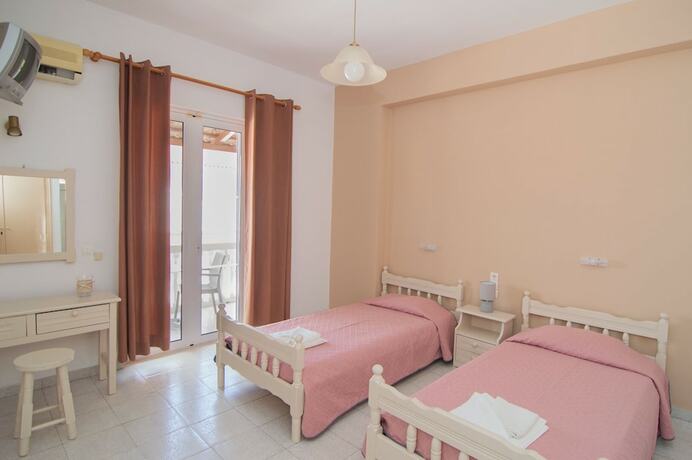 Imagen general del Hotel Tassia Studios. Foto 3