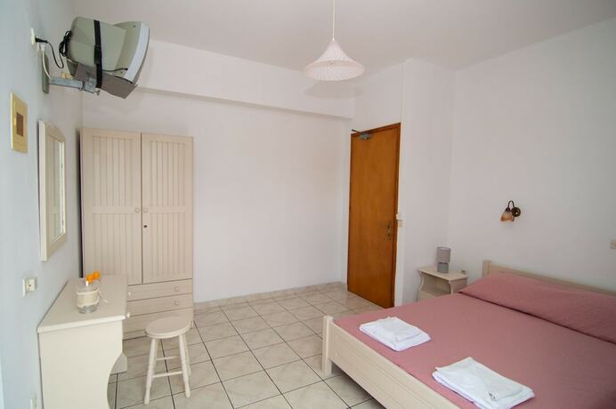 Imagen general del Hotel Tassia Studios. Foto 15