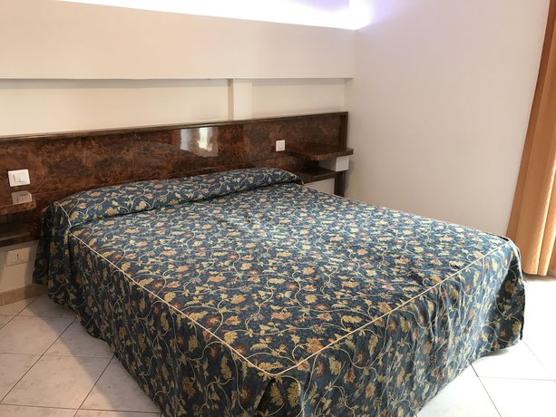 Imagen de la habitación del Hotel Tasso. Foto 8