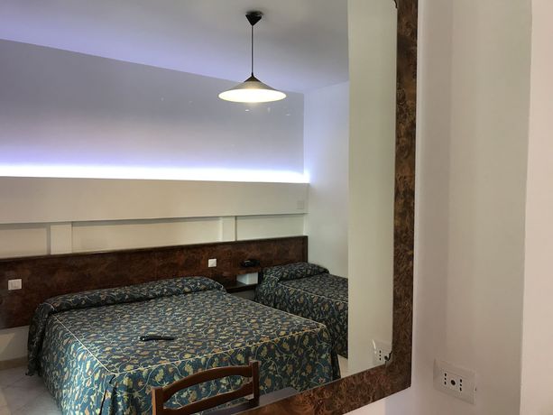 Imagen de la habitación del Hotel Tasso. Foto 11