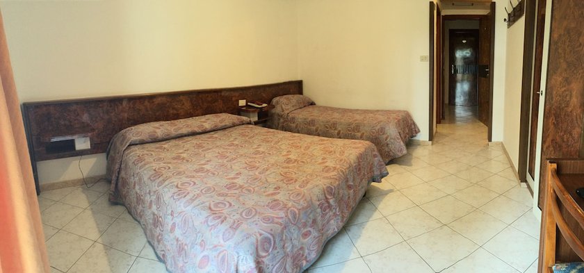 Imagen de la habitación del Hotel Tasso. Foto 12