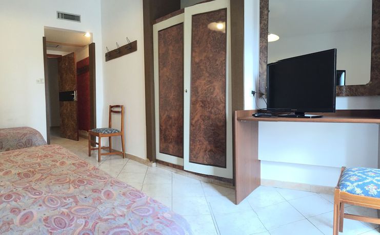 Imagen de la habitación del Hotel Tasso. Foto 16