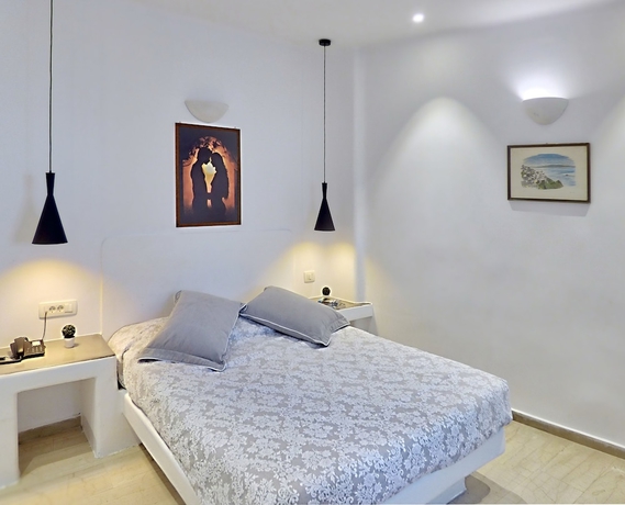 Imagen de la habitación del Hotel Tataki. Foto 2