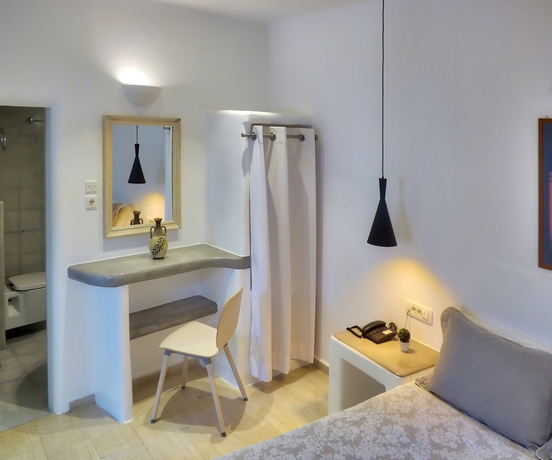 Imagen de la habitación del Hotel Tataki. Foto 3
