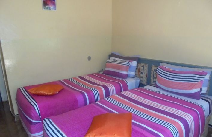 Imagen de los exteriores del Hotel Tatenda Safaris. Foto 16