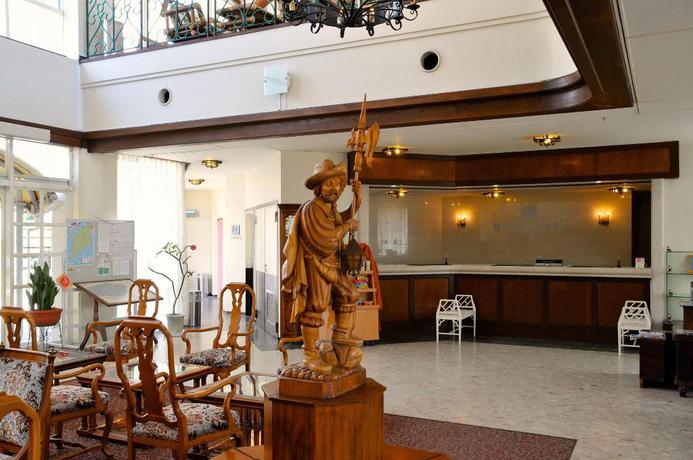 Imagen de los interiores del Hotel Tateyama Resort. Foto 12