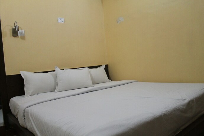 Imagen de la habitación del Hotel Tathagat. Foto 27