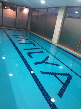 Imagen de la piscina del Hotel Tatilya Resort. Foto 15