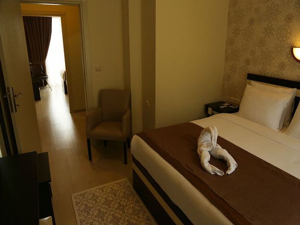 Imagen de la habitación del Hotel Tatilya Resort. Foto 5